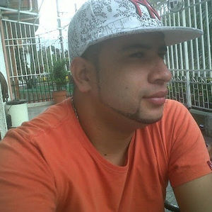 Meet your Posher, Henry alejandro